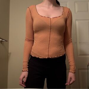URBAN OUTFITTERS LONG SLEEVE RIBBED KNIT TOP LETTUCE EDGE TRIM SIZE SMALL